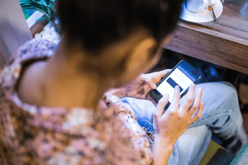 Cyfrowy detoks jak zrobić przerwę od internetu | Blog | Girls Money Club